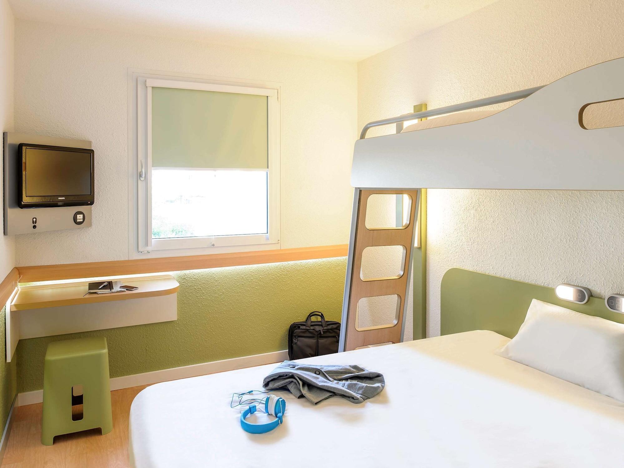 Ibis Budget Brugge Centrum Station Esterno foto