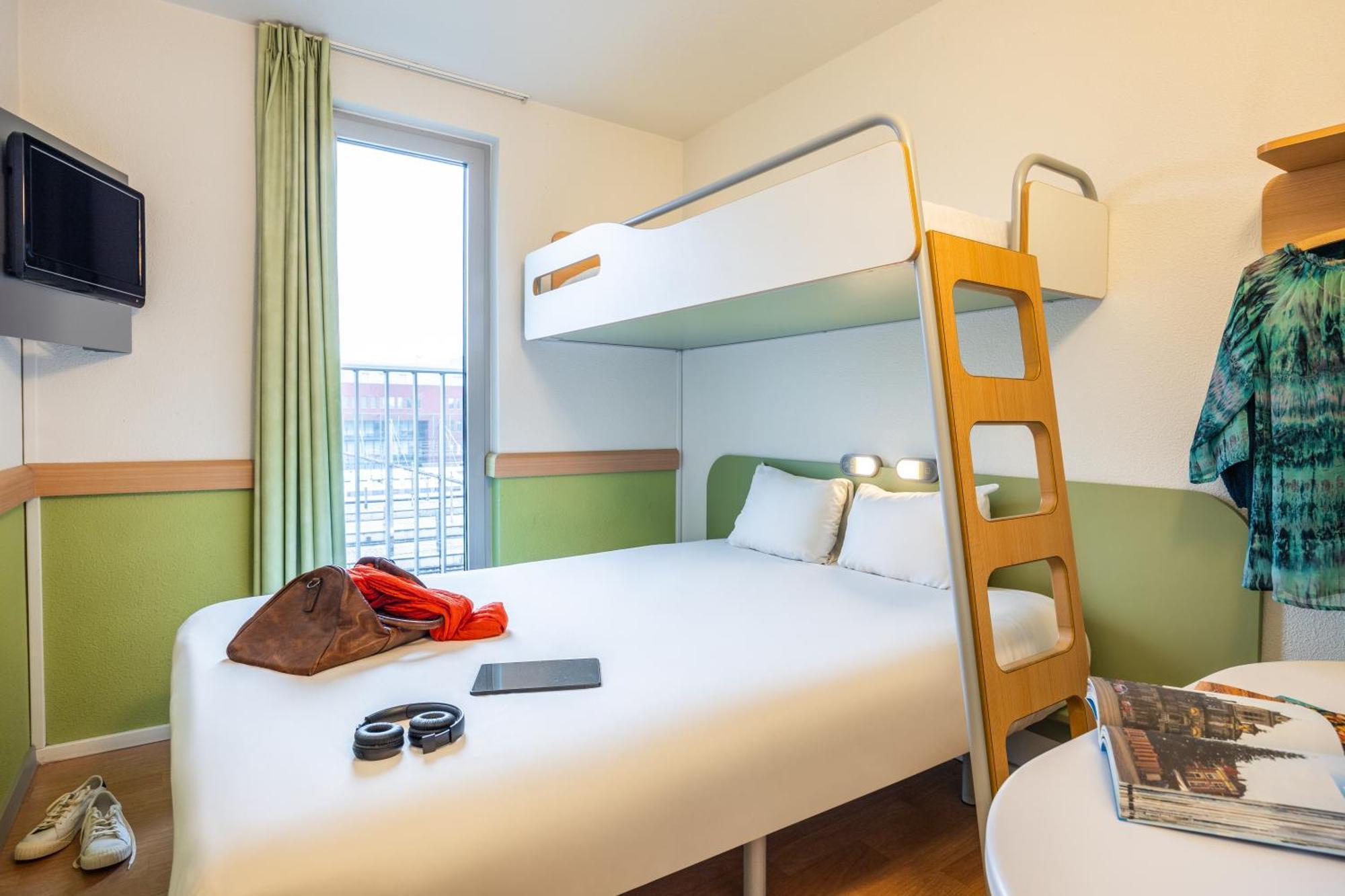 Ibis Budget Brugge Centrum Station Esterno foto
