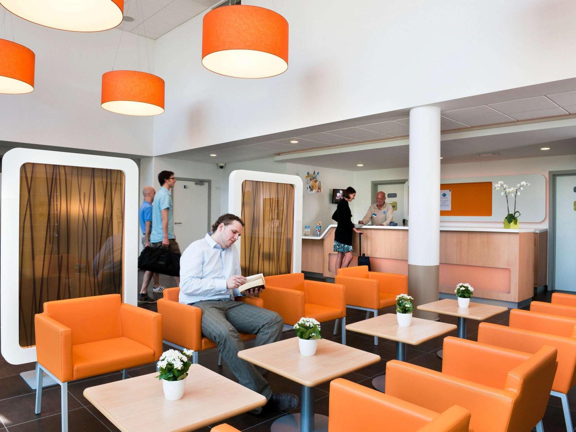 Ibis Budget Brugge Centrum Station Esterno foto