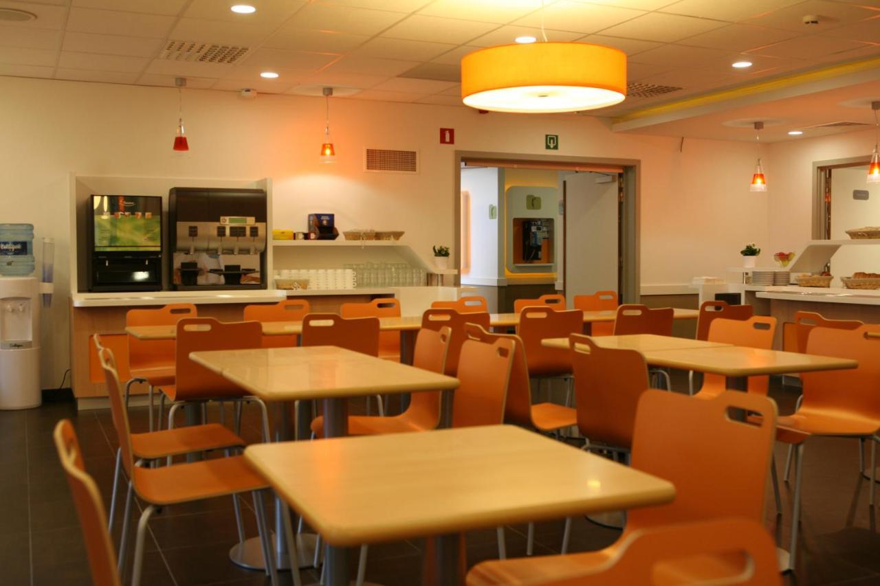 Ibis Budget Brugge Centrum Station Esterno foto
